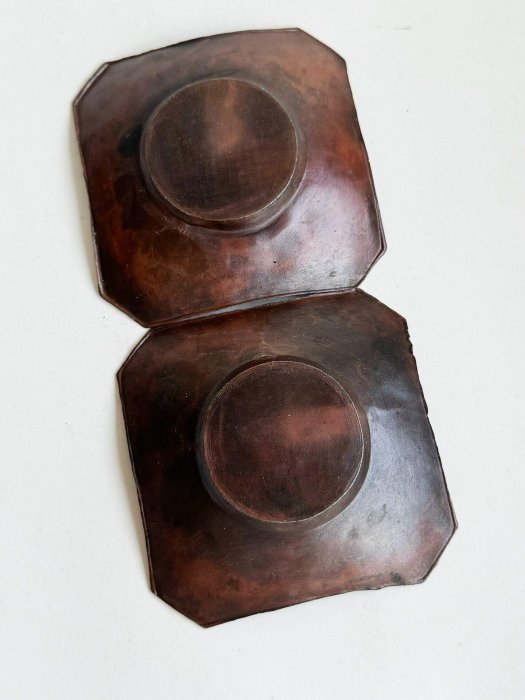 嚴選日本明治大正時期老錫鍍銅畫片，尺寸8.2x8.2cm，內圈4cm， Needle