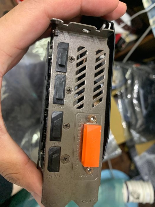 Giga Arous GTX1080 8g 已清灰重上散熱