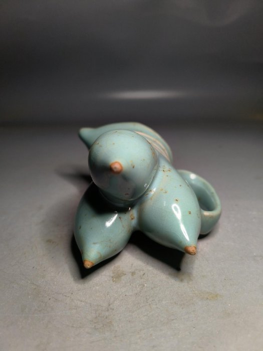北宋清凉寺汝窑天青釉爵杯，宋代珍藏器，清雅粉青瓷器，独具冰裂纹工艺