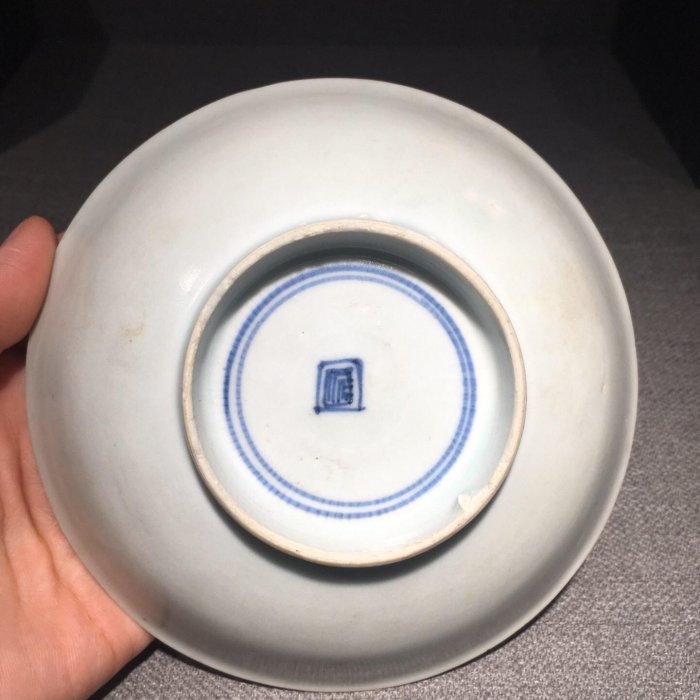 明代青花纏枝花卉紋盤直徑13.5公分現代嚴選古瓷推薦花卉紋樣精緻完美品