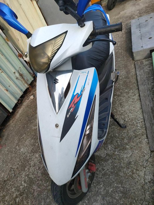 達成拍賣 SUZIKI 鈴木 GSR NEX 碼表 車手 大燈 車殼 車台 三角台 前叉 避震器 輪圈 後燈 椅子