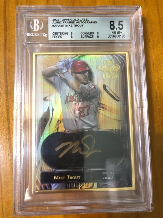 2022 Gold Label 鱒魚 Mike Trout Auric 金框 卡面簽 限量25張 BGS 8.5