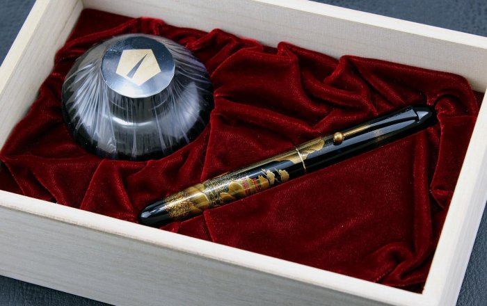 全新namiki 樓閣山水鋼筆蒔繪盒證齊全，未使用＊絕版品＊20號尺寸＊18k