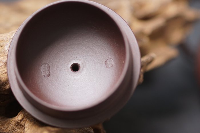 202445] 紫小紋 茄子形茶筒 美幸堂 美術品 未使用品