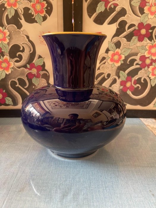 嚴選香蘭社花瓶，日本製作鶴紋金彩工藝，栩栩如生金銀雙鶴，獨特器型口