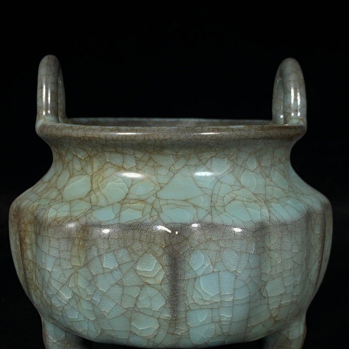 宋汝窯冰裂紋雙耳三足爐，高12.5直徑12.5cm，3001531 瓷器官窯汝窯【古