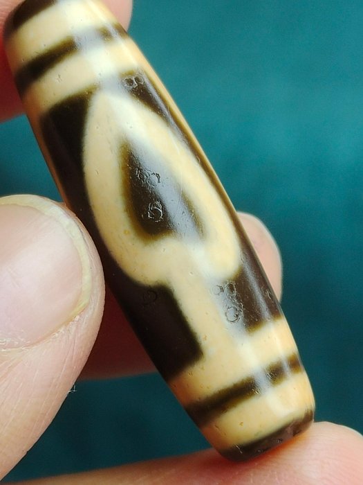 嚴選葉菩提天珠，星辰一眼天珠，佛心二眼天珠，圖騰稀有畫線清晰，油潤