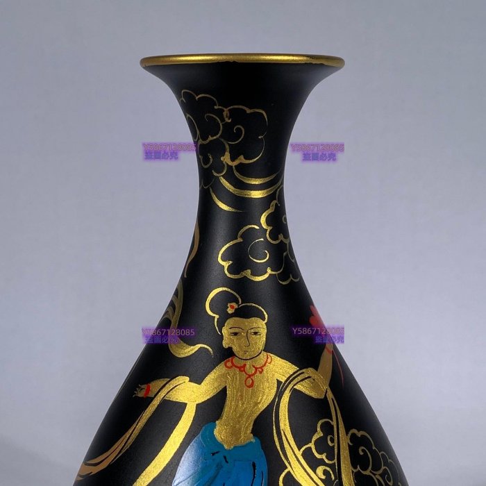 宋汝窯大漆彩繪飛天仕女螺鈿玉壺春瓶（有補圖）高28直徑14cm，8001493