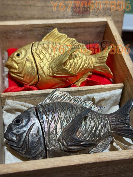 手工木雕大漆根付擺件香盒金銀彩鯛魚特別逼真眼神生動藏品大漆把玩件