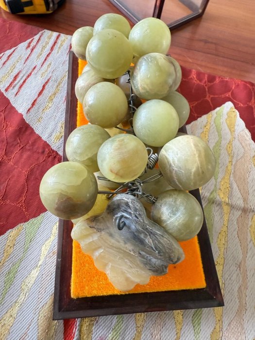 壽山石　置物　葡萄 二手】日本回流玉石葡萄擺壽山石葡萄多子多福手把外面酸枝木玻璃