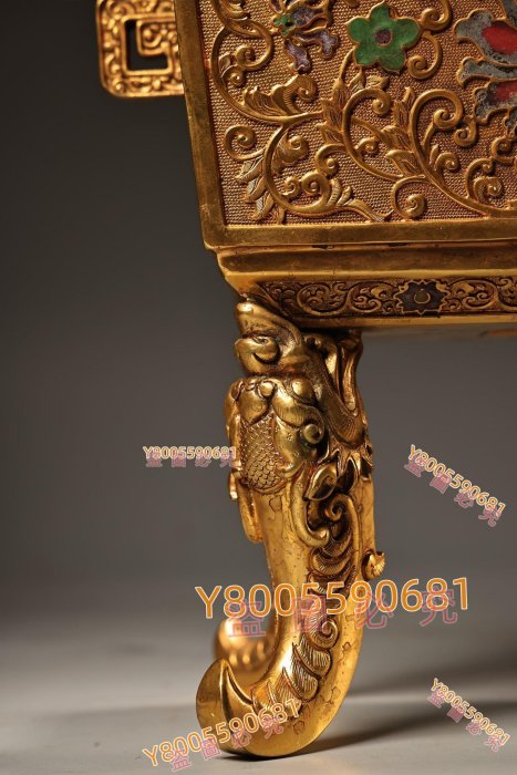 中国古美術・旧蔵品・純銅製・高浮彫・錾刻・鎏銀・八宝紋 盤龍 首飾箱・置物・茶道 中国古美術・旧蔵高浮彫鏨刻鎏金の鳳凰酒杯セット・純銅