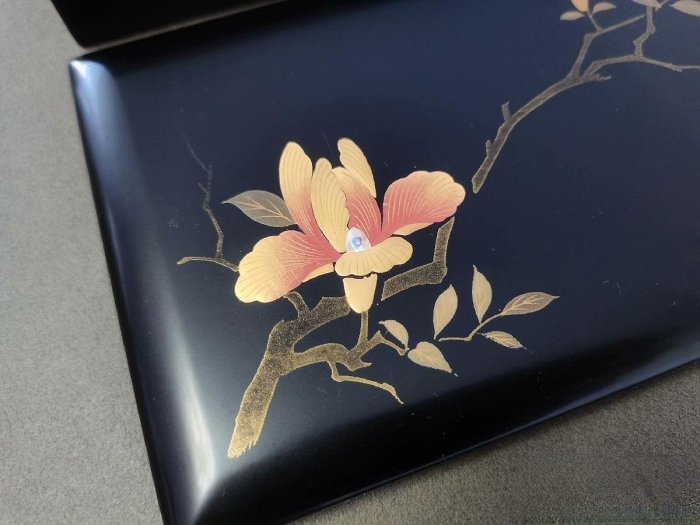 嚴選古典漆器文箱，精工金蒔繪藝術品，尺寸11.4×4.5cm，經典老物件推薦