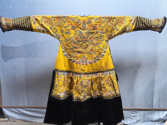 珍】 ☆ 袍料 吉服龍袍 ☆ 乾隆期 妝花 金龍紋 彩雲