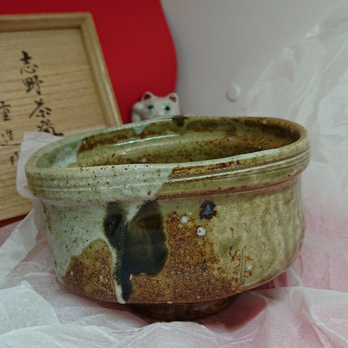 一双茶碗　志野茶碗と黒織部茶碗 共箱入 一對茶碗志野茶碗與黑織部茶碗共箱入| Yahoo拍賣