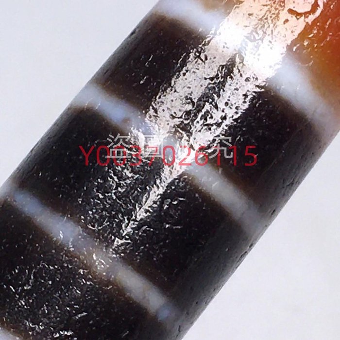 藏傳高油漿多線馬蹄紋風化天珠，材質，瑪瑙玉髓，尺寸57.1×12.6左右