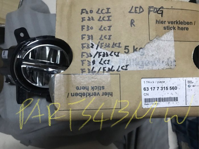 （Parts4BMW) 簡大 LED 霧燈 BMW 原廠 F20 F30 F45 F46 右邊
