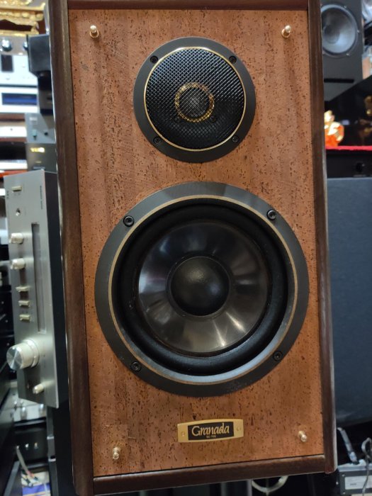 收藏日本製超豪華旗艦Denon Granada SC-700 喇叭整片軟木含網罩原木