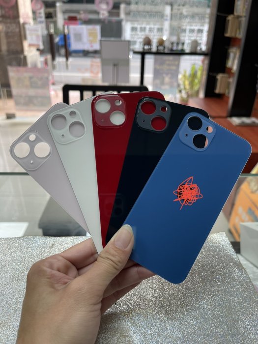 「舊愛換新」iphone 13  iphone13   電池蓋  背蓋 後蓋 後玻璃 破裂 維修