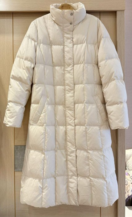 專櫃品牌 Uniqlo 優衣庫 立領長版羽絨大衣外套（女）M號（奶白色）