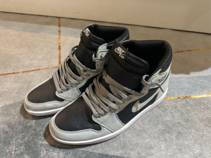 Nike Air Jordan 1 US12 黑灰白 高筒運動鞋 二手