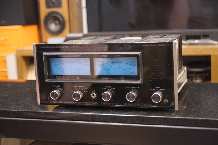 美國 McIntosh MC2205 200瓦+200瓦 二聲道後級擴大機