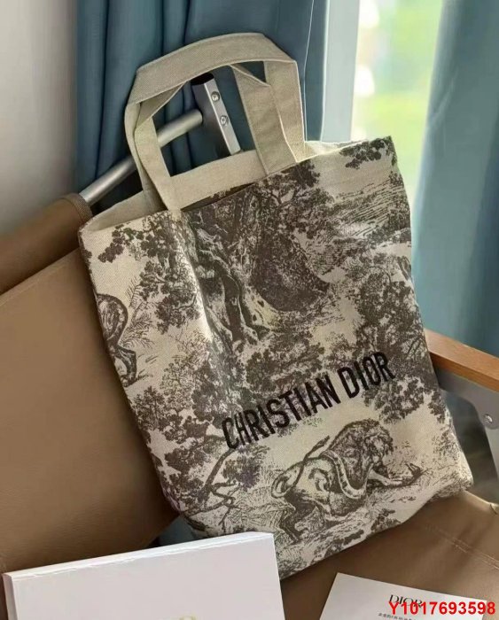 Dior贈品動物園帆布包手提單肩奧會員節雙面刺繡限定帆布袋環保袋托特包 尺寸：38*36厘