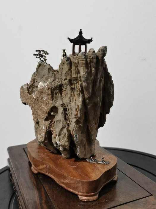 靈璧石滴水蓮花紅酸枝底座原石未刷案頭擺放收藏觀賞桂林山水靈璧石