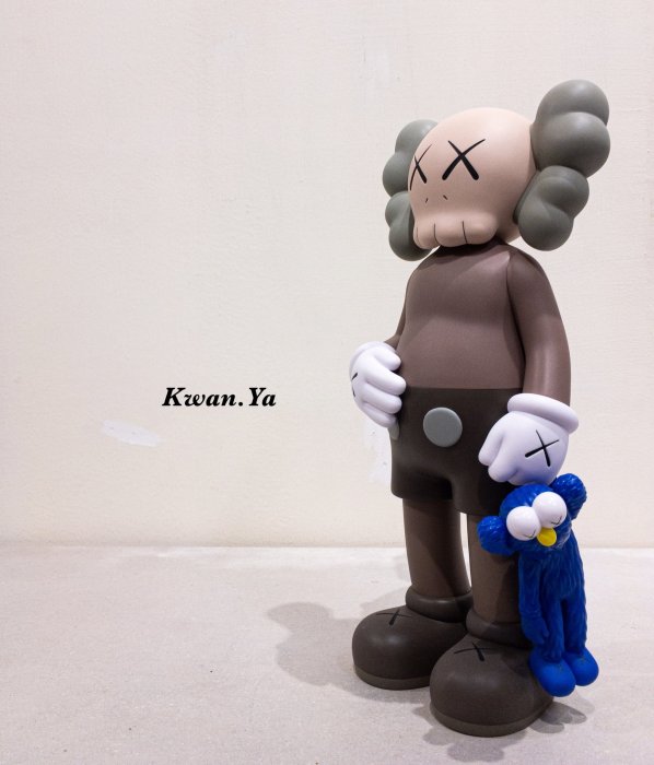 奈良美智 kaws hong kong セット 1187ee84b70242ac110002.jpg