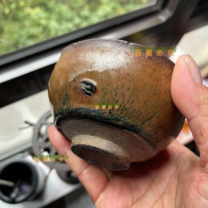 宋代水吉窯址，“香爐”盞殘件，器型端正，釉面自然，兔毫清晰，當擺