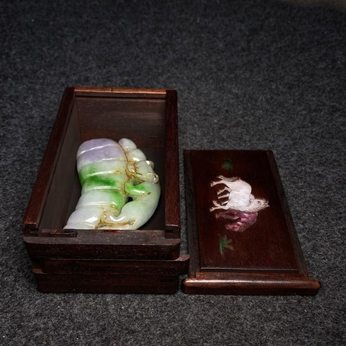 美術品 清時代 細密彫 花梨木首飾箱内秘蔵鶏血石印章