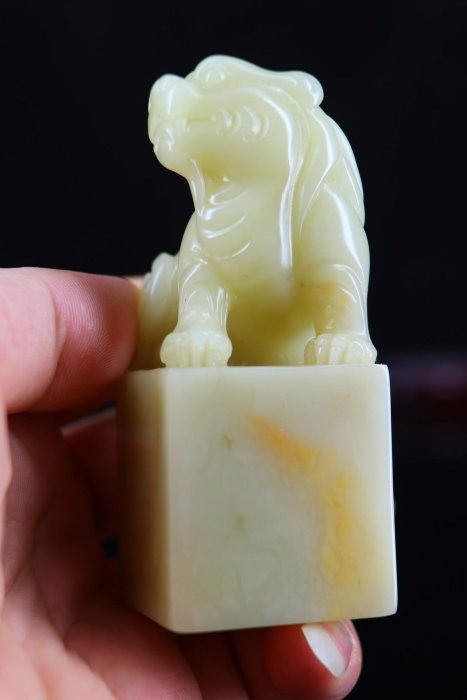 老礦壽山22號礦芙蓉石【題材】古獸【規格】36-36-87 印石原石收藏