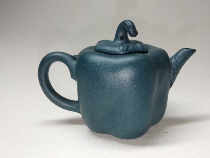 紫砂壷 高虛扁】全手工珍藏紅皮龍典雅紫砂茶壺– Cha-Tailor Tea Specialist