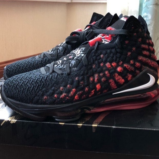 【正品】Nike LeBron 17 詹姆斯 黑紅 運動 籃球 BQ3177-006潮鞋