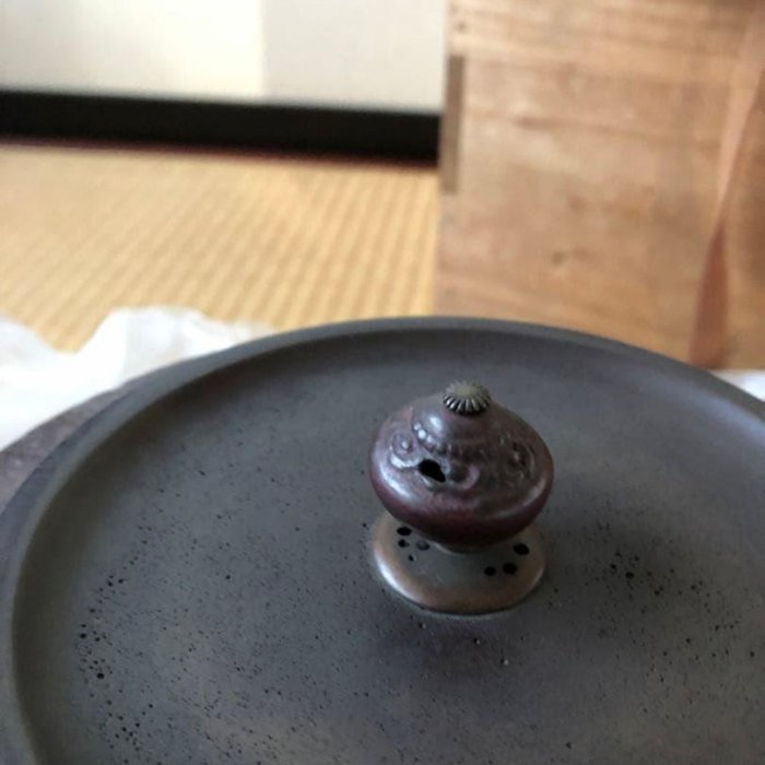 時代　車軸釜　大西定林造　十二代寒雉極付 時代車軸釜大西定林造十二代寒雉極付| Yahoo拍賣