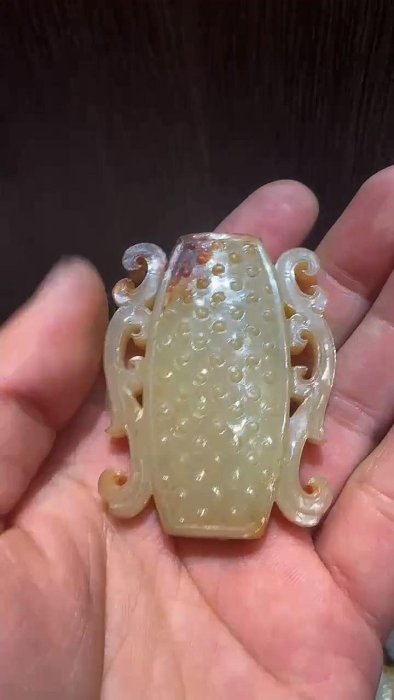 舊高古玉,戰漢玉器,老玉和田玉谷紋玉勒子器型規整,工藝精湛,玉質細膩光澤度好漢代谷紋玉勒子是種【二 手】19709 | Yahoo拍賣