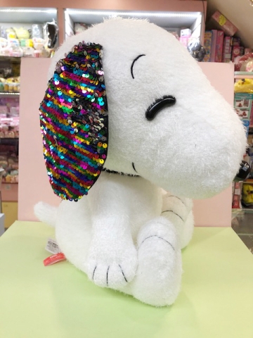 【震撼精品百貨】史奴比Peanuts Snoopy ~SNOOPY 絨毛娃娃-彩色耳朵#29187