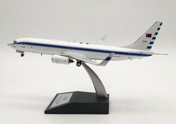 八田元氣小棧: 全新日版ALB 1:200 台灣中華民國空軍一號ROCAF B737-800