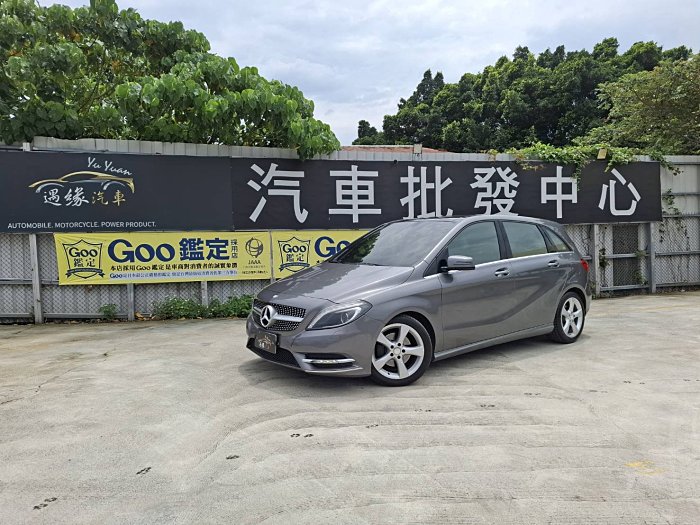 【遇緣汽車】 13年領牌 BENZ B200 一手車 原廠保養 全景 (已收定)