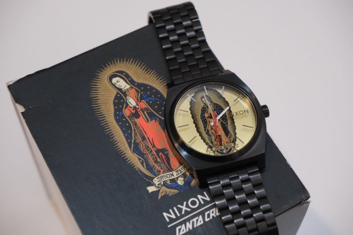 NIXON 聖母マリア 腕時計 SANTA CRUZ NIXON 聖母マリア 腕時計 SANTA CRUZ