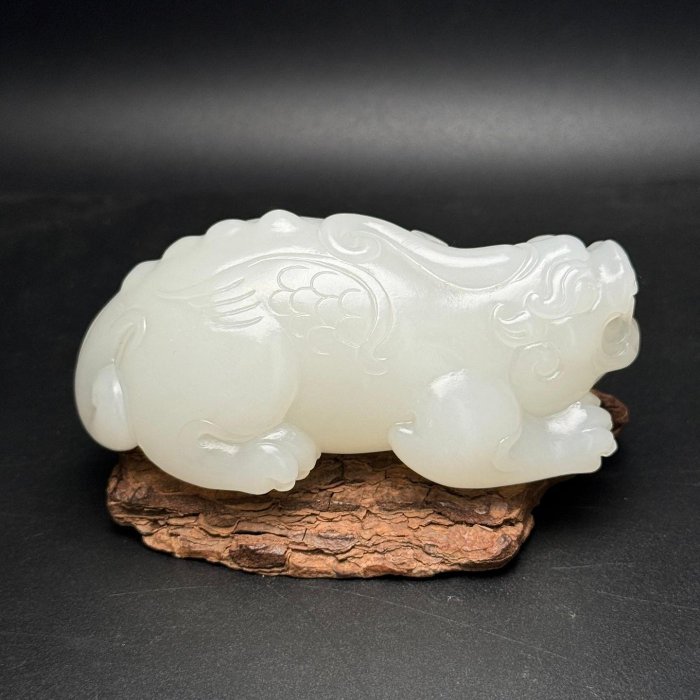 精品和田玉，瑞獸貔貅，招財納福，福壽如意，器型飽滿，身姿雄健有力