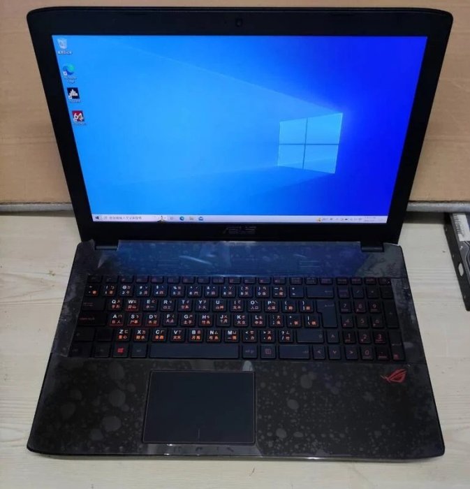 華碩ASUS ROG GL552VW 15.6吋 i7-6700HQ 16G 256g+1TBHD GTX960M