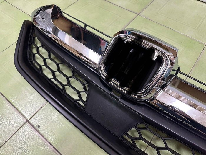 {阿勳精品} HONDA 本田 CRV 5代 17 18 19 全新 網狀 水箱護罩.水箱罩.全新 台製品