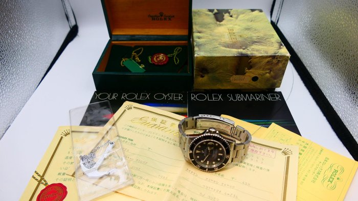 【美好時光】膏藥面黑水鬼1982年份ROLEX勞力士16800超完整大全套 ( 1680 5513 16800 1665 參考)