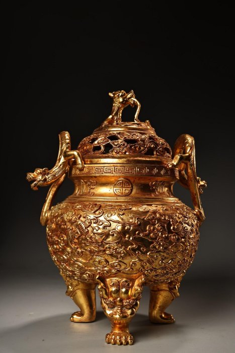 珍品舊藏收清代宮廷御藏浮雕鏨刻純銅鎏金熏香爐工藝精湛器型精美配老銅