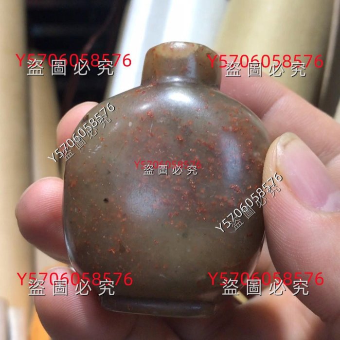 旧家蔵出『清 寿山石彫り 人物物語鼻煙壺 大清年製款 共箱』