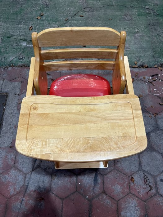 【全國二手傢俱館】嬰幼兒專用 實木皮面摺疊餐椅/實木椅/兒童餐椅/折疊椅/二手家具/營業設備/餐廳家具/兒童書桌/飯桌