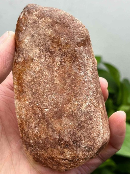 嚴選天然東海水晶原石，重254克，毫釐鑲刻盡顯精妙。所見即所得，珍藏