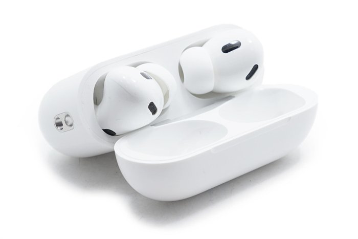 【台南橙市3C】Apple AirPods Pro 2 MagSafe 無線充電盒 (USB-C) 保固2026-2 二手 無線藍牙耳機 #98321