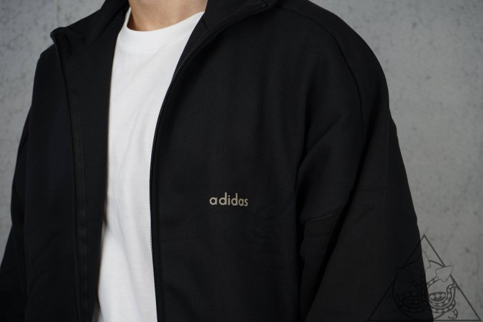 ウェア Fear of god FEAR OF GOD ESSENTIALS Hoodie Black