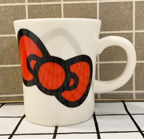 【震撼精品百貨】凱蒂貓 Hello Kitty~日本SANRIO三麗鷗 KITTY陶瓷馬克杯-蝴蝶結#27955